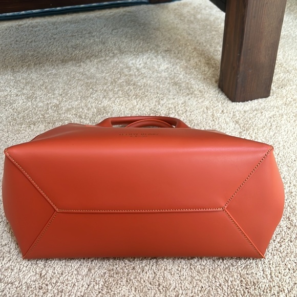 Teddy Blake New York Bella smooth leather satchel. - Picture 2 of 14